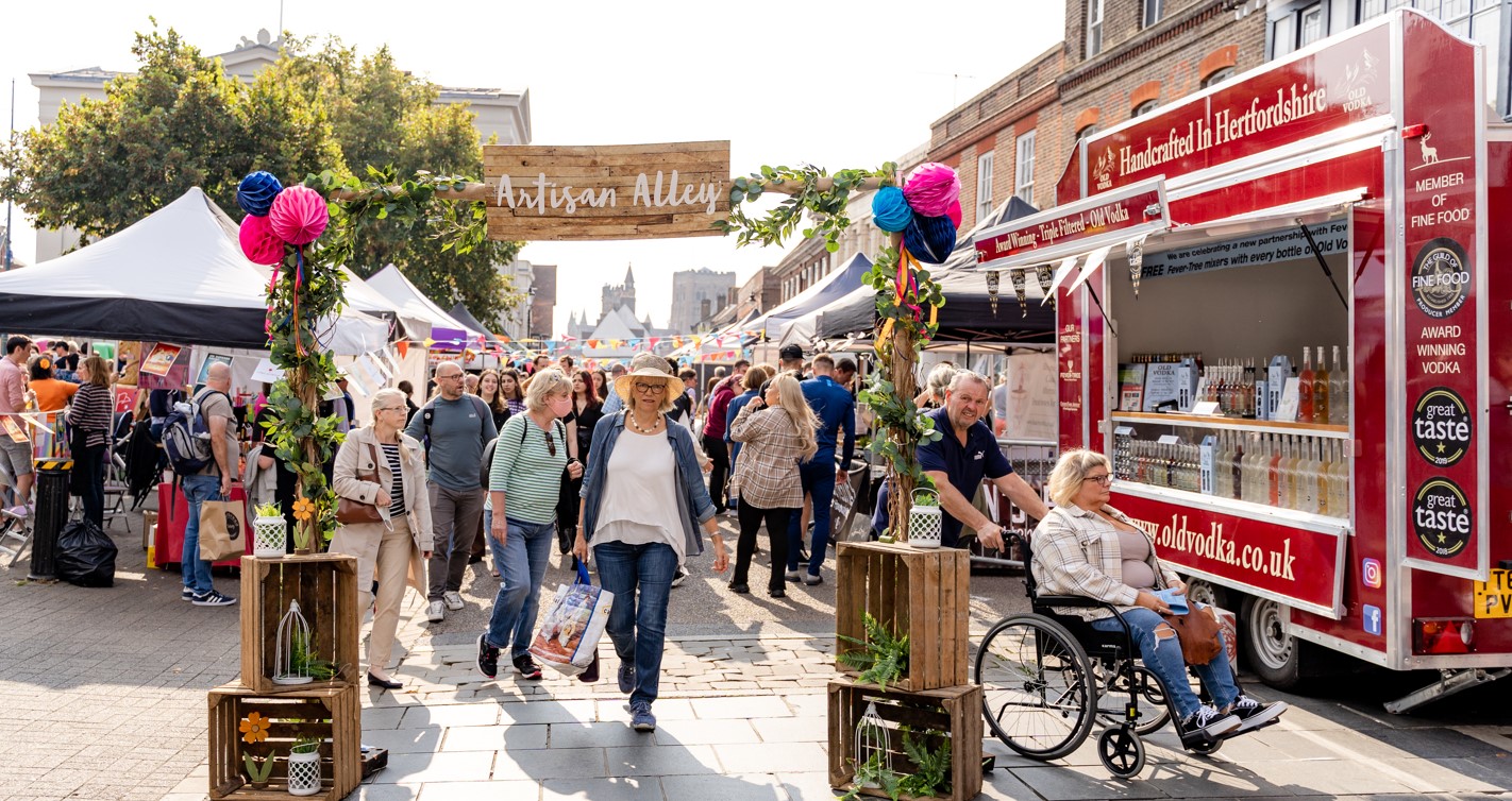 Food and Drink Festival’s City Centre street party on Sunday 25 September St Albans City and